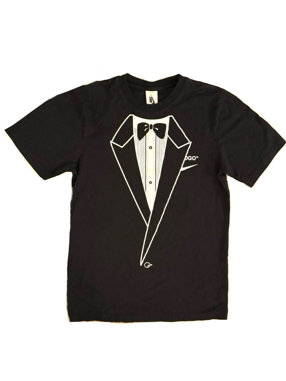 Off-White x Nike NRG A6 Collection 
T-Shirt with Faux Tuxedo Graphic Size SM